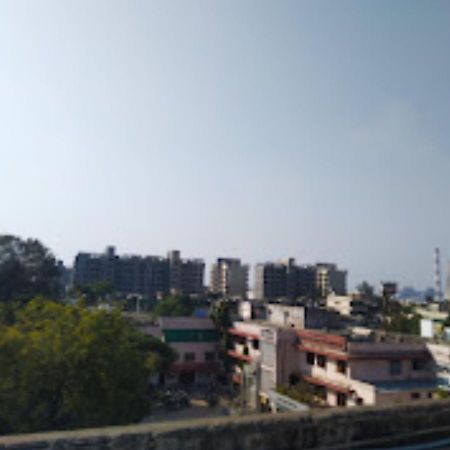 Hotel Blue Paradise Chandrapur 外观 照片