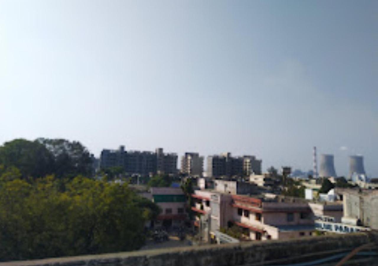 Hotel Blue Paradise Chandrapur 外观 照片