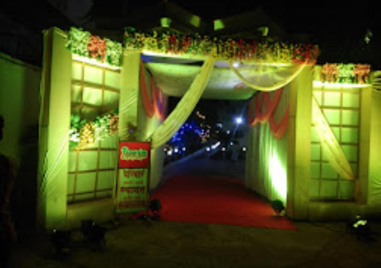 Hotel Blue Paradise Chandrapur 外观 照片
