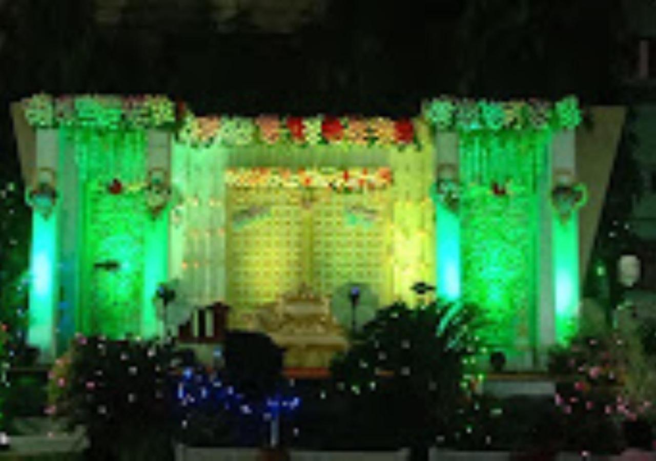Hotel Blue Paradise Chandrapur 外观 照片
